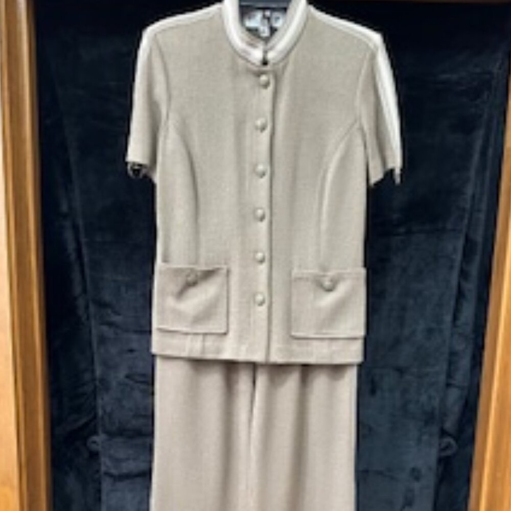 St. John Top and Pants Set_Brown